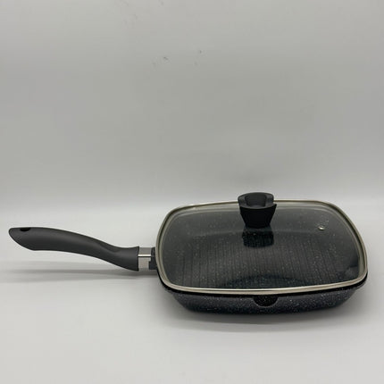 Chef and Cook marble non stick grill pan with glass lid 28cm side view 